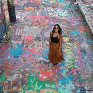 Meet your Posher, Eli